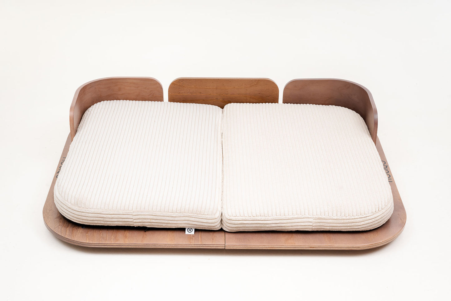 Sensu Bed, M