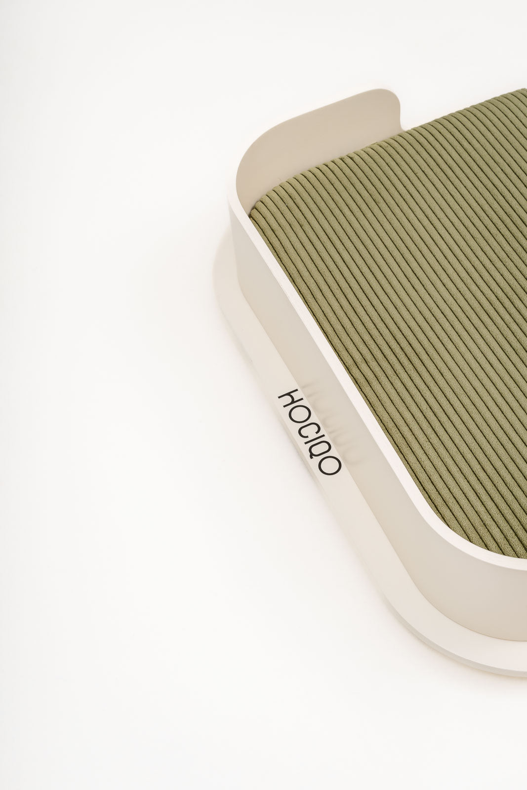 Sensu Bed, Para dos